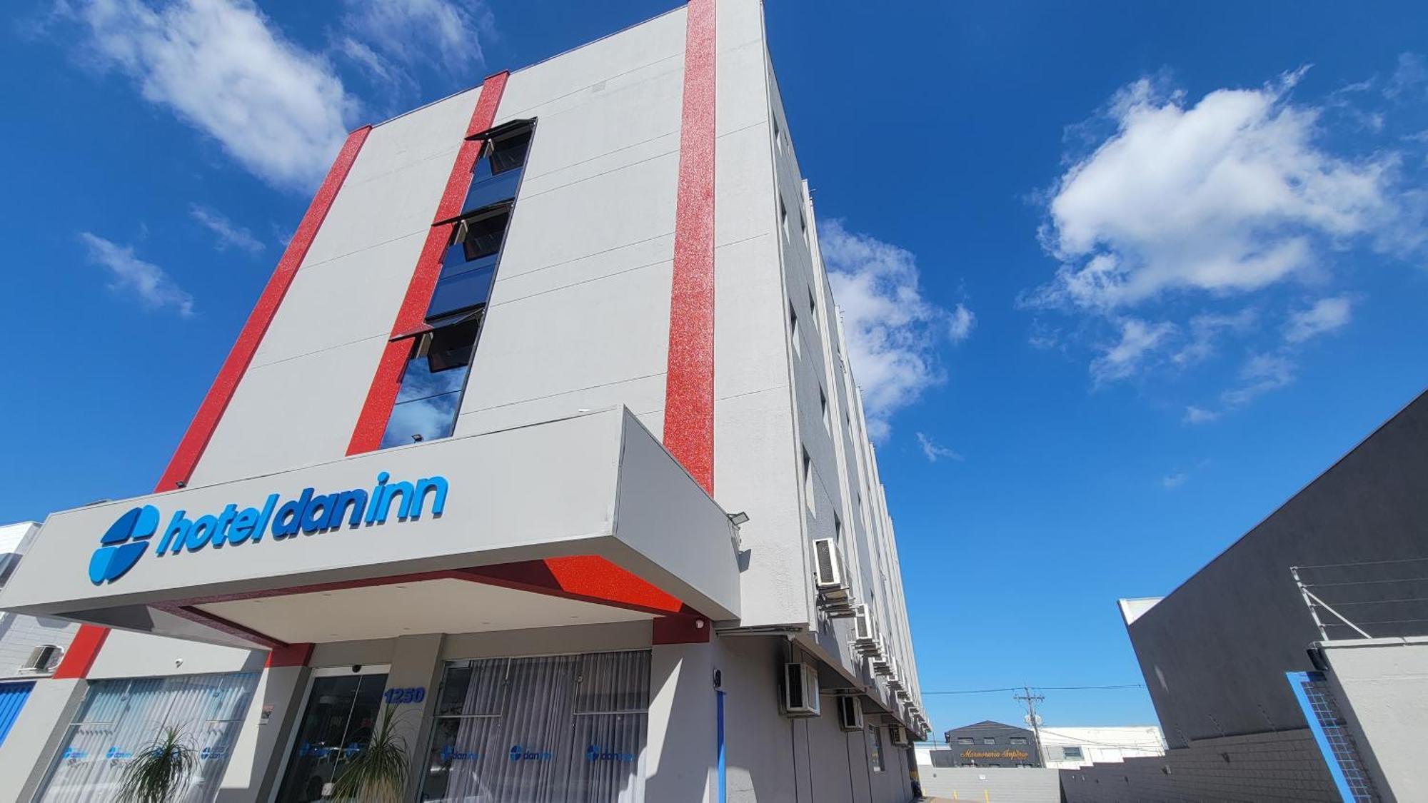 Hotel Dan Inn Sao Carlos By Nacional Inn Exterior foto